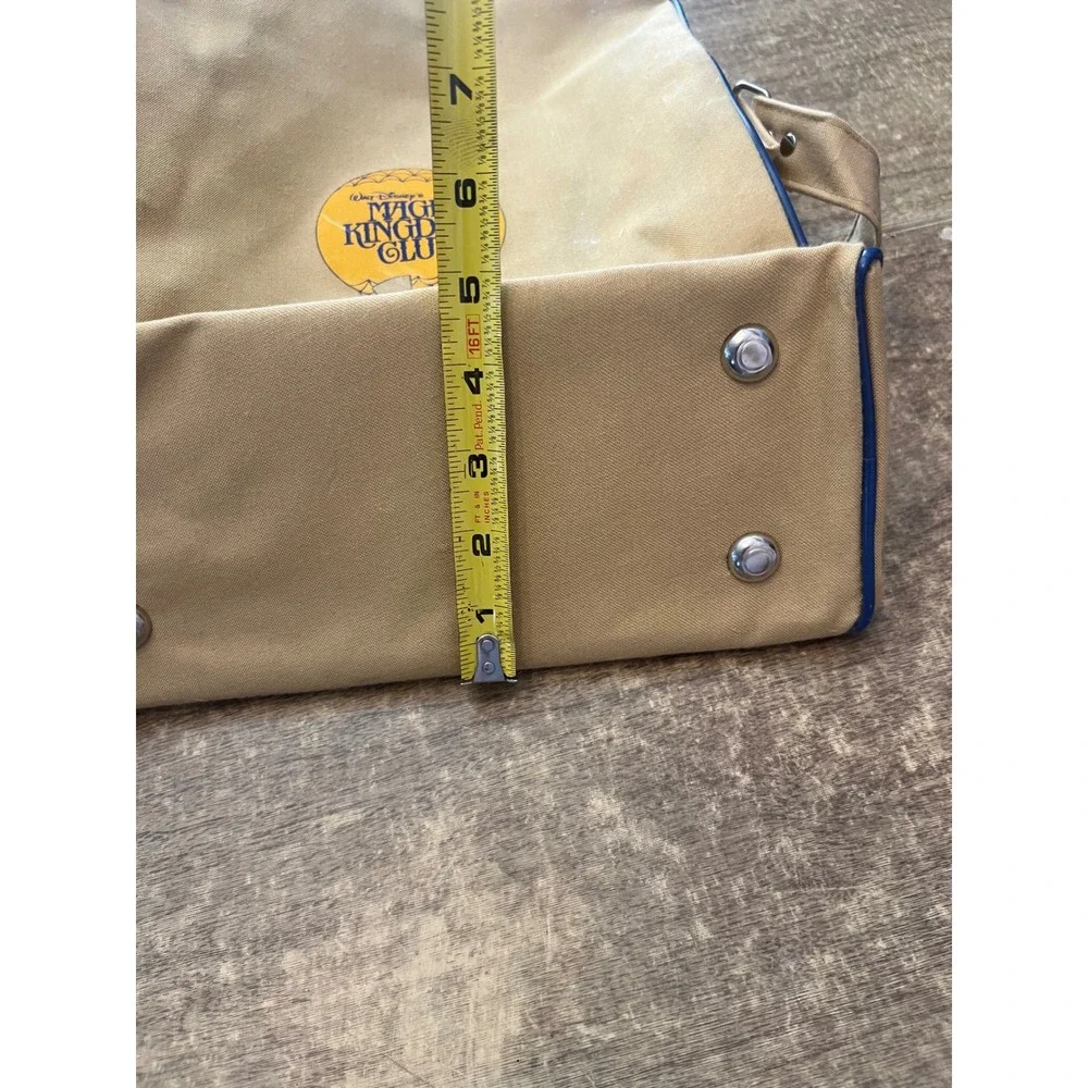 VTG Walt Disney World Magic Kingdom Club Tan Canvas Carry On Tote Bag 70s Mickey